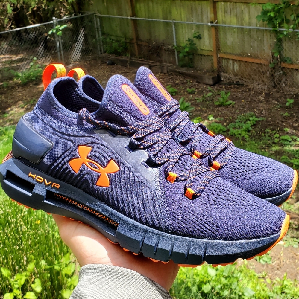 New Men's Under Armour Phantom - Picture 3 of 5